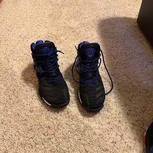 Adidas men’s basketball shoes. Size 8.5